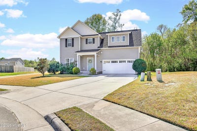 /international/us/304-maidstone-drive-richlands-nc-110107195793/