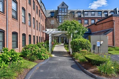 /international/us/21-linden-st-quincy-ma-110109063917/