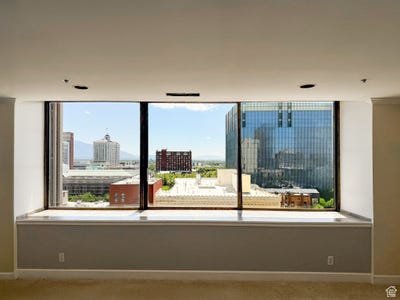 /international/us/44-w-broadway-s-salt-lake-city-ut-110101095695/