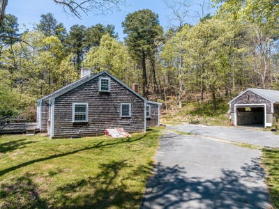 /international/us/2031-old-kings-highway-wellfleet-ma-110108221763/