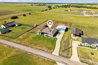 /international/us/291-county-road-4833-leonard-tx-110120499931/