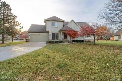 /international/us/2759-maple-forest-drive-wixom-mi-110106097406/
