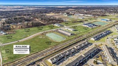 /international/us/13701-alexander-street-cedar-lake-in-110119956304/