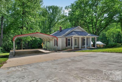 /international/us/801-woodlawn-avenue-sw-valdese-nc-110107730419/