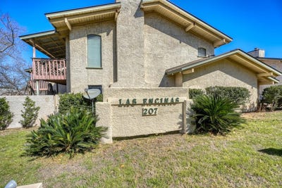 /international/us/207-hi-circle-n-105-a-b-horseshoe-bay-tx-110097936489/