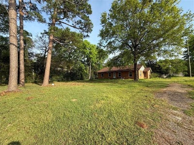 /international/us/615-quitman-street-pittsburg-tx-110098981881/