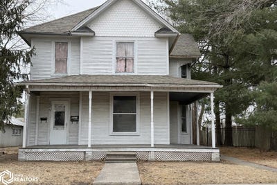 /international/us/508-n-iowa-avenue-washington-ia-110106059236/