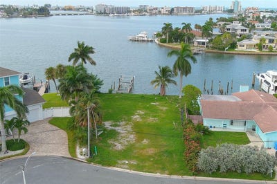 /international/us/11080-8th-street-e-treasure-island-fl-110110257239/