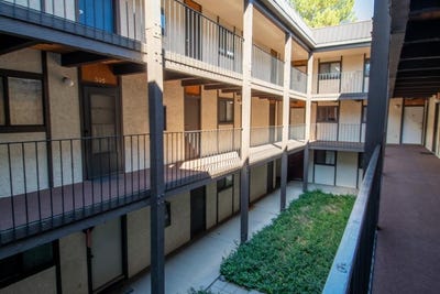 /international/us/3233-lakeside-drive-grand-junction-co-110102757627/