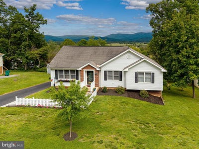 /international/us/157-heritage-drive-luray-va-110108207222/