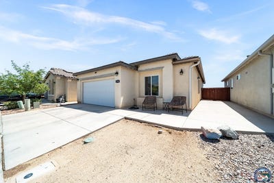 /international/us/2708-meadowbrook-dr-imperial-ca-110100773313/