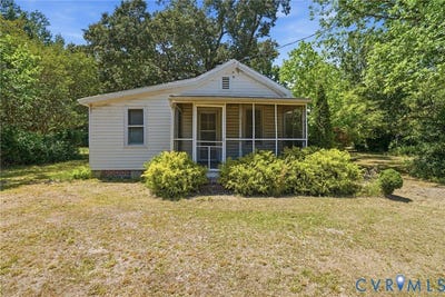 /international/us/2350-chelsea-road-west-point-va-110108206257/