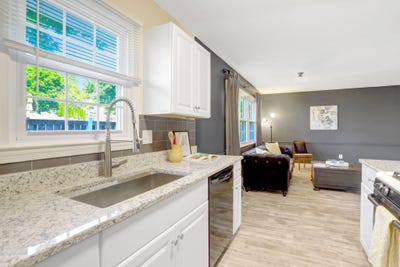 /international/us/6515-riefton-court-alexandria-va-110108551867/