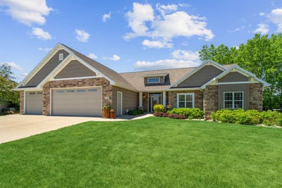/international/us/n1457-heron-ridge-court-greenville-wi-110108551618/