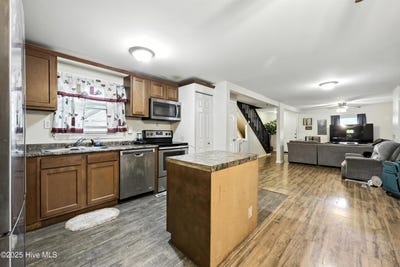 /international/us/808-wilson-street-elizabeth-city-nc-110100763901/