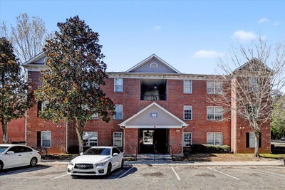 /international/us/3000-s-adams-street-tallahassee-fl-110105877825/