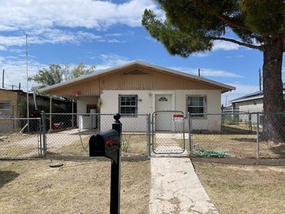 /international/us/807-n-ryan-fort-stockton-tx-110100815528/