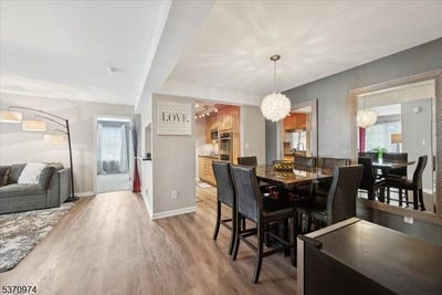 /international/us/223-stratford-pl-bridgewater-twp-nj-110100987164/