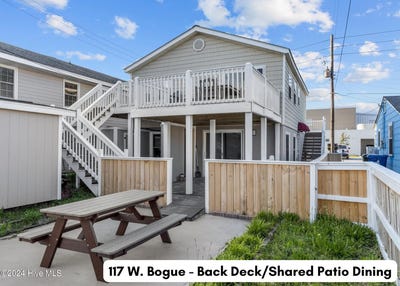 /international/us/117-w-bogue-boulevard-atlantic-beach-nc-110097833205/
