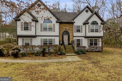/international/us/105-hidden-lake-court-hull-ga-110108338715/