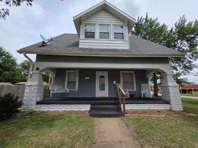 /international/us/1001-n-kansas-ellsworth-ks-110108364163/