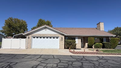/international/us/1090-e-700-s-st-george-ut-110120041860/