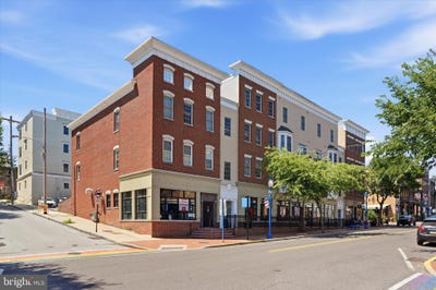 /international/us/136-bridge-street-phoenixville-pa-110108657575/
