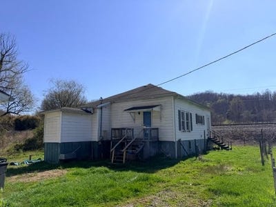 /international/us/2345-paint-creek-rd-pax-wv-110106379633/
