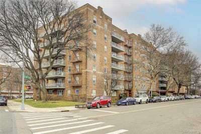 /international/us/149-30-88th-street-lindenwood-ny-110106500168/