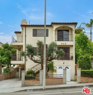 /international/us/845-w-19th-st-san-pedro-ca-110107514566/