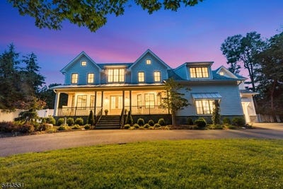 /international/us/11-green-way-old-tappan-boro-nj-110109159922/