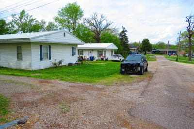 /international/us/209-n-hamilton-avenue-mansfield-mo-110107339383/
