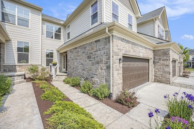 /international/us/3092-n-spurway-drive-ann-arbor-mi-110098587419/