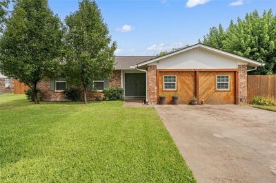 /international/us/509-e-hayes-avenue-whitney-tx-110101434260/?lang=en