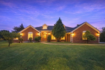 /international/us/607-birch-avenue-lake-bluff-il-110110269819/