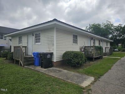 /international/us/401-s-raleigh-street-angier-nc-110100771938/