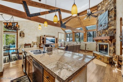 /international/us/790-stone-creek-drive-avon-co-110102869722/