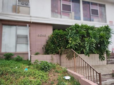 /international/us/13050-dronfield-ave-sylmar-ca-110110188778/