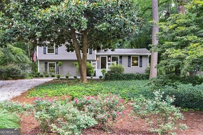 /international/us/130-cains-cove-drive-alpharetta-ga-110108552835/