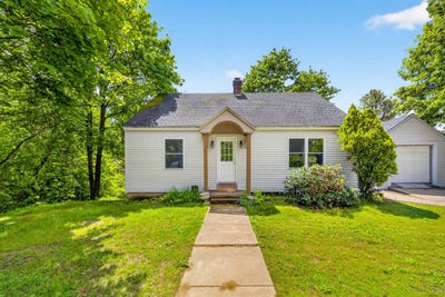 /international/us/526-pembroke-street-pembroke-nh-110108500986/