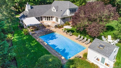 /international/us/48-sheppard-street-quiogue-ny-110107051399/