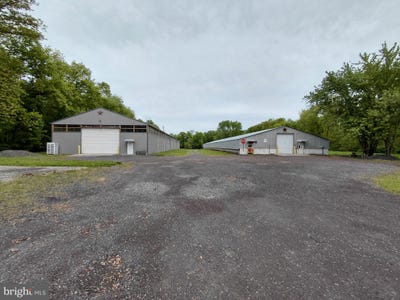 /international/us/2715-dahl-road-quakertown-pa-110108169491/