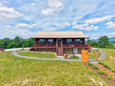 /international/us/639-wagon-wheel-rd-elk-creek-va-110110362712/