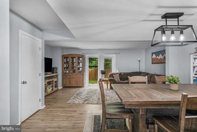 /international/us/9238-bellbeck-road-parkville-md-110108850686/