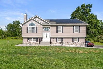 /international/us/573-dubois-road-wallkill-ny-110109587603/
