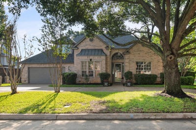 /international/us/1030-clubhouse-drive-mansfield-tx-110108588041/