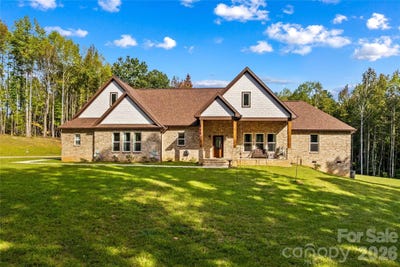 /international/us/846-barry-oak-road-cleveland-nc-110120134440/