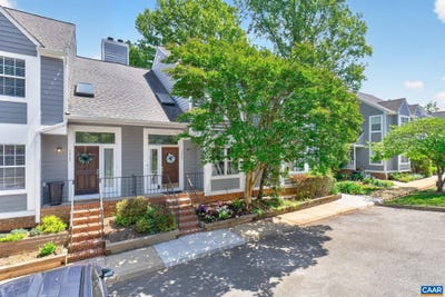 /international/us/1247-maple-view-dr-charlottesville-va-110107983769/