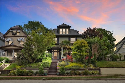 /international/us/1334-victoria-ave-new-kensington-pa-110107735562/