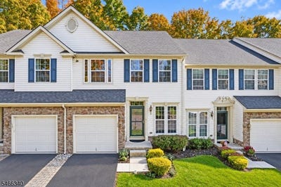 /international/us/15-village-ln-sparta-twp-nj-110120612733/